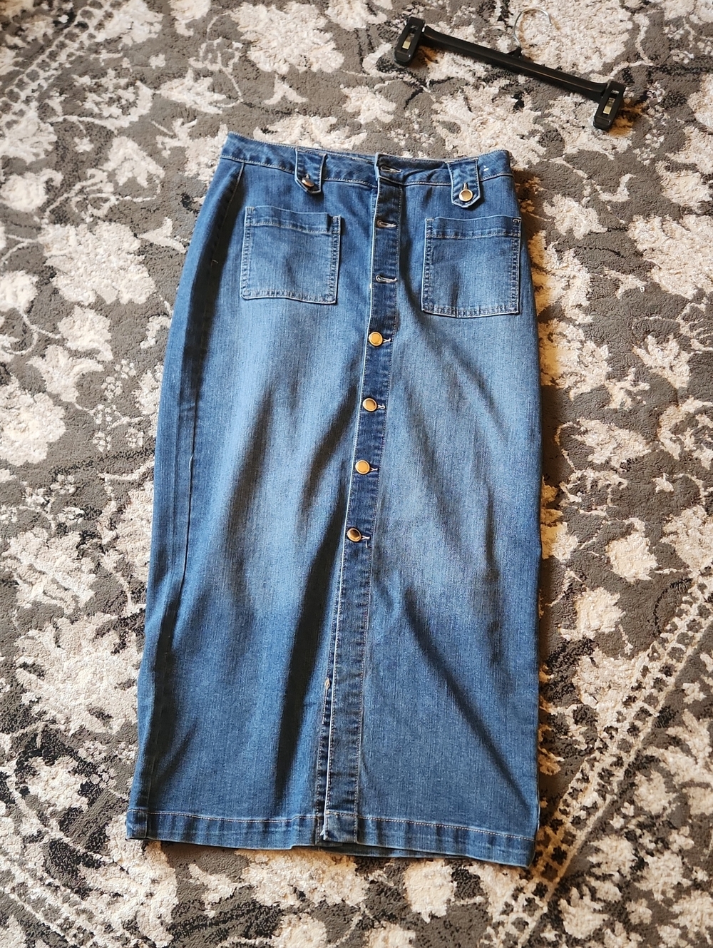 d. jeans Medium Blue Button-Front Denim Midi Skirt
